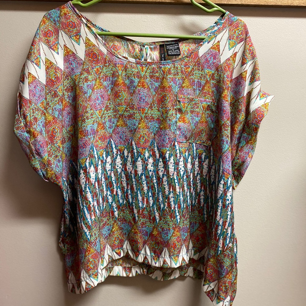 Women’s top/crop top